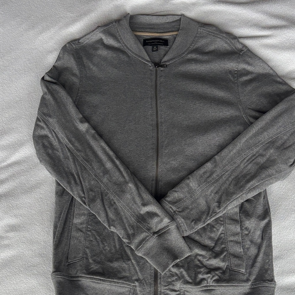 Men’s Size M, Banana Republic Men's Zip-Up Gray Sweater